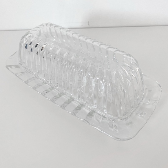 Vintage Clear Glass Butter Dish – Two-Piece Set - Picture 4 of 5